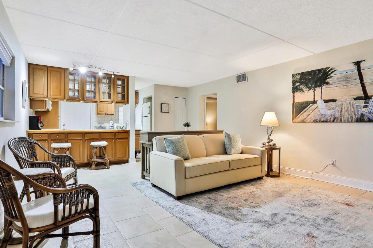 Brista Del Mar Condos 케이프커네버럴 객실 사진
